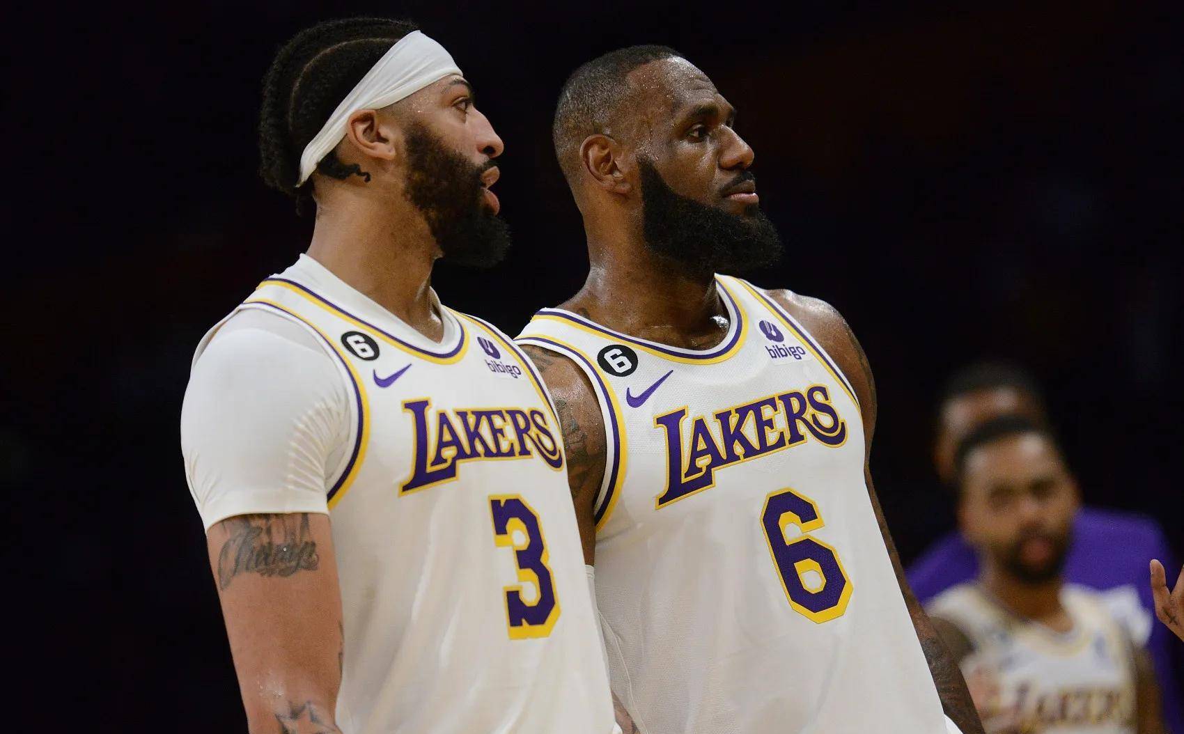 衅引互喷 衅引互喷